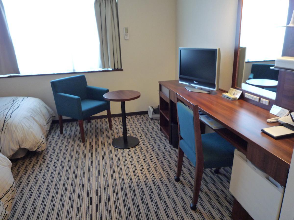 Uozu Manten Hotel Ekimae Номер фото